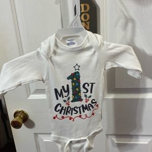 NWOT “My 1st CHRISTMAS long sleeve onesies; size: 3-6 month